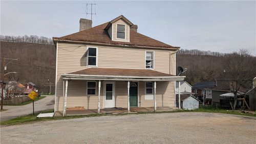 102 Moose Hill Rd, Millsboro, PA, 15348-1025 | Card Image