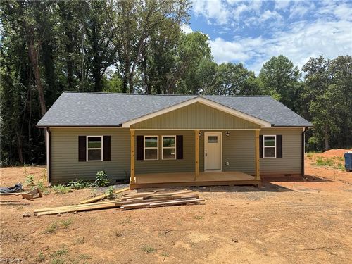309 N Oakland Ave, Eden, NC, 27288-3041 | Card Image