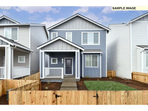 1392 Owl Ave, Woodburn, OR, 97071-7749 | Card Image