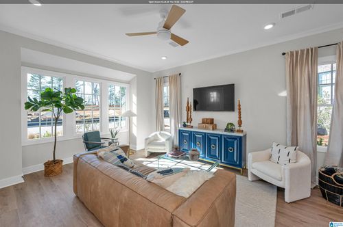 6188 Tilsley Lane, HOOVER, AL, 35244 | Card Image
