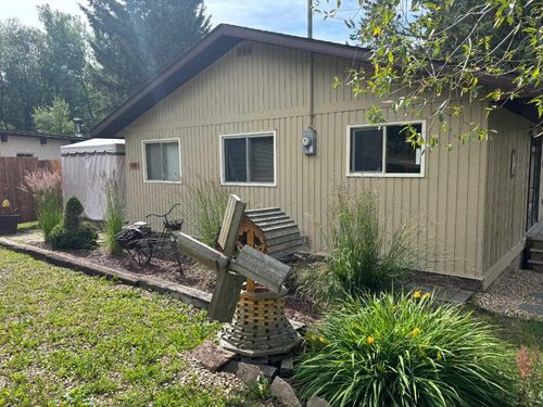 1309 Willow Rd, Sunbreaker Cove, AB, T0C2W7 | Card Image