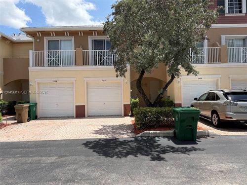 7432 Willow Grove Pl, Davie, FL, 33314-4118 | Card Image