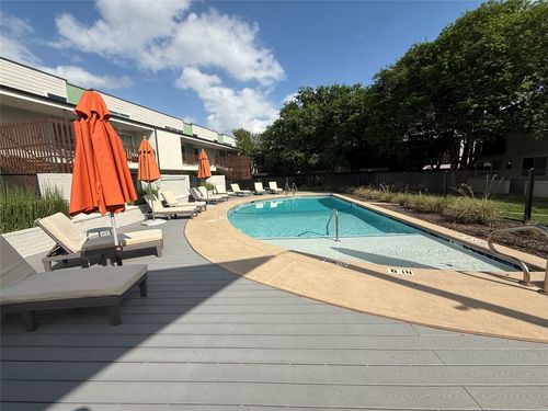 apt-123-2200 Dickson Dr, Austin, TX, 78704-4751 | Card Image