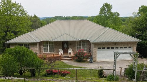 777 Poplar Creek Rd, Oliver Springs, TN, 37840-2825 | Card Image