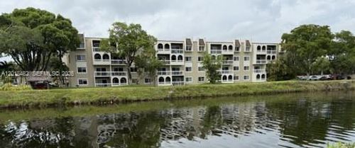 i417-7815 Camino Real, Miami, FL, 33143-6874 | Card Image