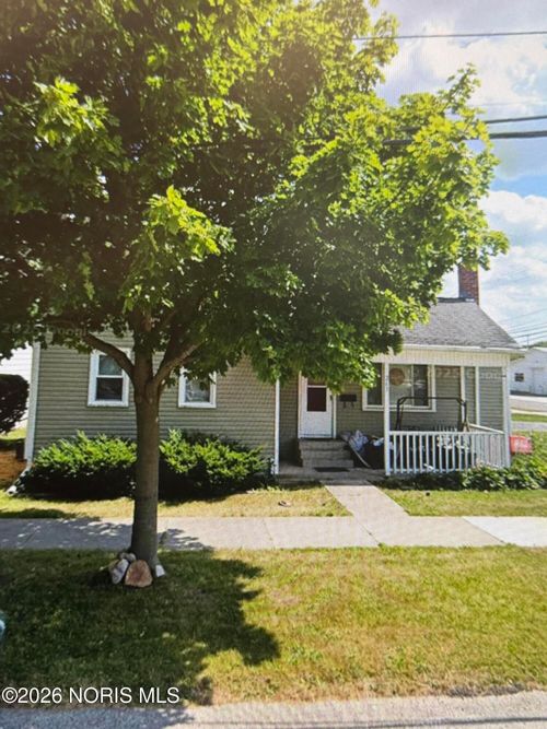 263 Chestnut St, Wauseon, OH, 43567 | Card Image