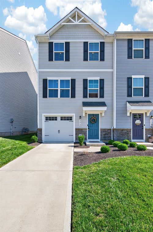 3412 Grovewood Dr, Colerain Twp, OH, 45251-1585 | Card Image