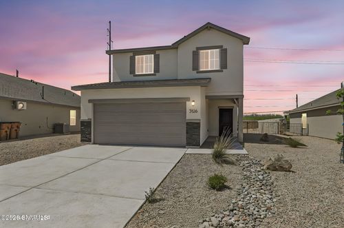 3126 Echinacea Ln, Las Cruces, NM, 88001-7454 | Card Image
