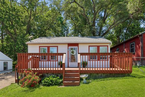 105 E Wall Avenue, Des Moines, IA, 50315 | Card Image