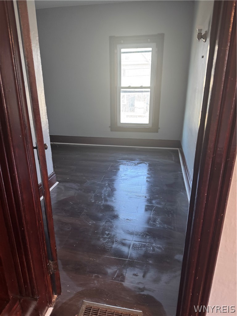 Residential Lease in Lackawanna 3