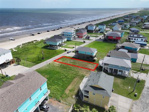 1845 Redfish Ln, Crystal Beach, TX, 77650 | Card Image