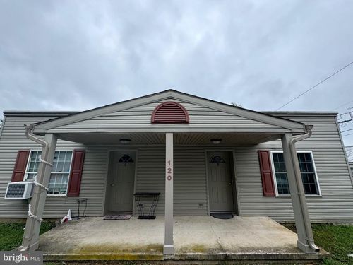 120 Ellis St, MARTINSBURG, WV, 25404-4707 | Card Image