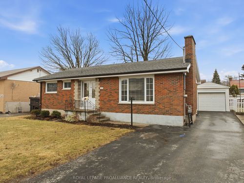 35 King George Sq, Belleville, ON, K8P2A7 | Card Image