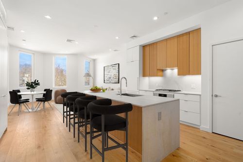 501-80 Terrace St, Boston, MA, 02120-3418 | Card Image