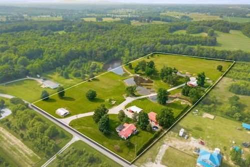 3510 Bybee Branch Rd, McMinnville, TN, 37110-4729 | Card Image