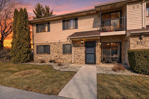 4008 81st Street, Kenosha, WI, 53142 | Card Image