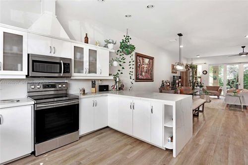 1619 Harrison St, HOLLYWOOD, FL, 33020-6805 | Card Image