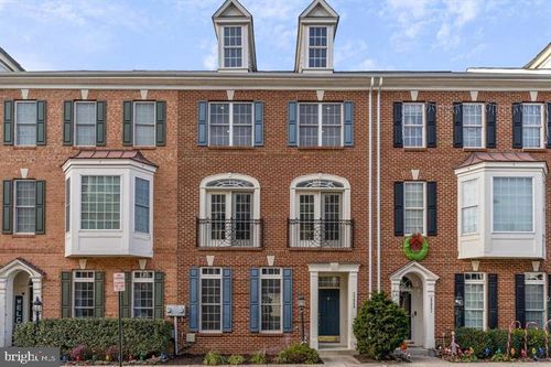 22953 Fanshaw Sq Square, BRAMBLETON, VA, 20148 | Card Image