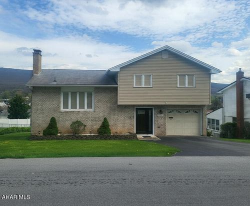1313 Grant Avenue, Altoona, PA, 16602 | Card Image