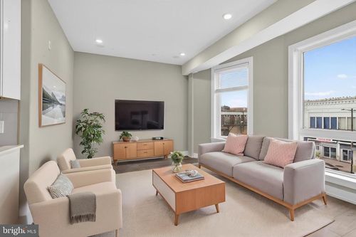 apt-200-2209 N Broad St, PHILADELPHIA, PA, 19132-4613 | Card Image