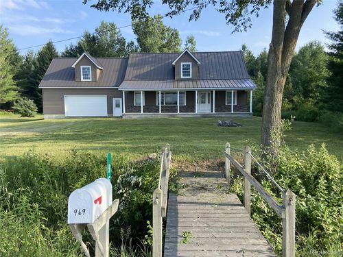 969 W Kitchen Rd, Linwood, MI, 48634-9758 | Card Image