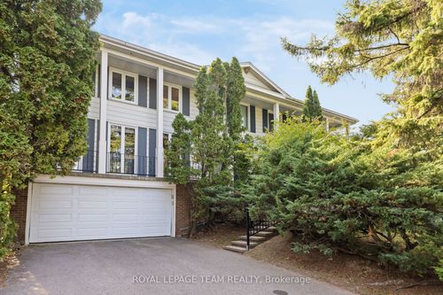 2486 Regina St, Ottawa, ON, K2B6X5 | Card Image