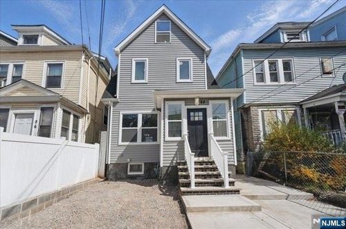 64 Chelsea Ave, Newark, NJ, 07106-1214 | Card Image