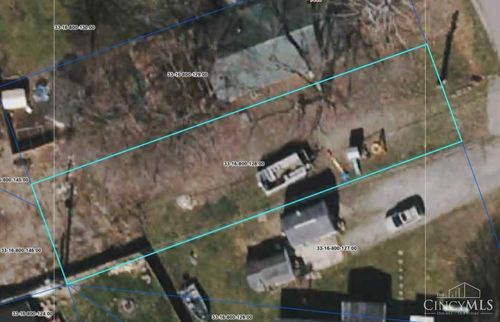 7088 Highland Trl E, Hillsboro, OH, 45133-8111 | Card Image