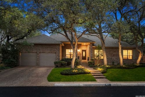 1611 Eagle Pt, San Antonio, TX, 78248-1337 | Card Image