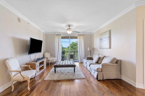 207-11740 Saint Andrews Pl, Wellington, FL, 33414-7077 | Card Image