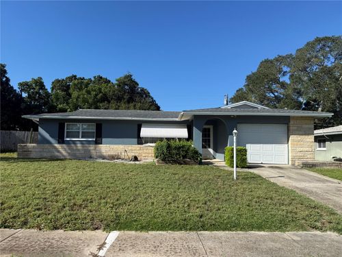 568 Hillcrest Dr, LARGO, FL, 33771-1517 | Card Image