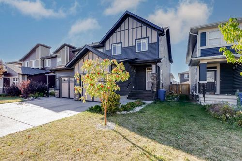 521 Midtown St Sw, Airdrie, AB, T4B4E2 | Card Image