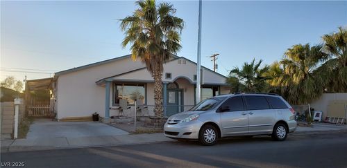 1933 Bearden Ave, Henderson, NV, 89011-4206 | Card Image