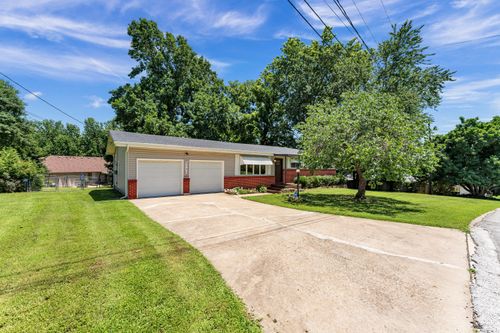 5740 S Lakeview Ter, Springfield, MO, 65810-2742 | Card Image
