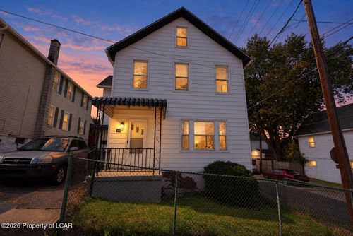 143 Mclean St, Wilkes Barre, PA, 18702-4516 | Card Image