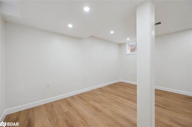 289 Houghton Ave S, House other with 3 bedrooms, 3 bathrooms and 5 parking in Hamilton ON | Image 31