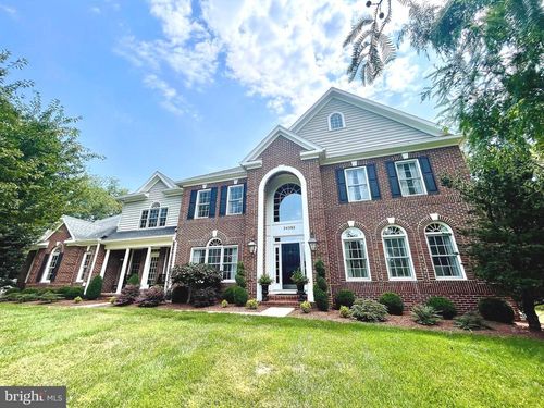 24383 Trombone Ct, ALDIE, VA, 20105-2396 | Card Image