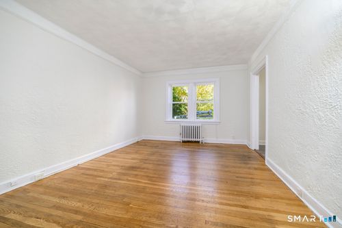 apt-104-8 Washington Ct, Stamford, CT, 06902-2321 | Card Image