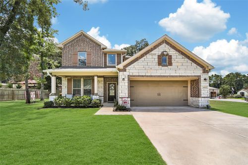 16102 Hidalgo St, Conroe, TX, 77303-2018 | Card Image