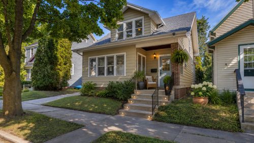 930 Logan Ave, SHEBOYGAN, WI, 53083-4851 | Card Image