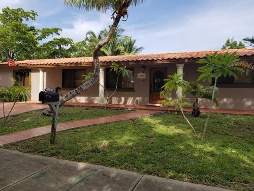 18421 Nw 82nd Avenue, Hialeah, FL, 33015 | Card Image