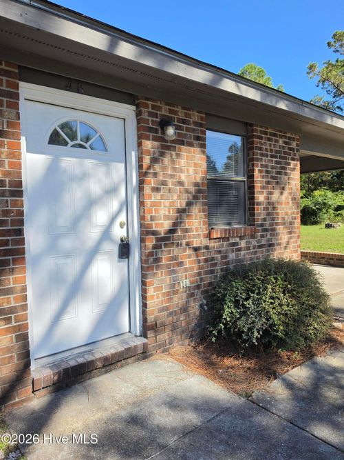 b-4 Queens Haven Ct, Hubert, NC, 28539-4635 | Card Image