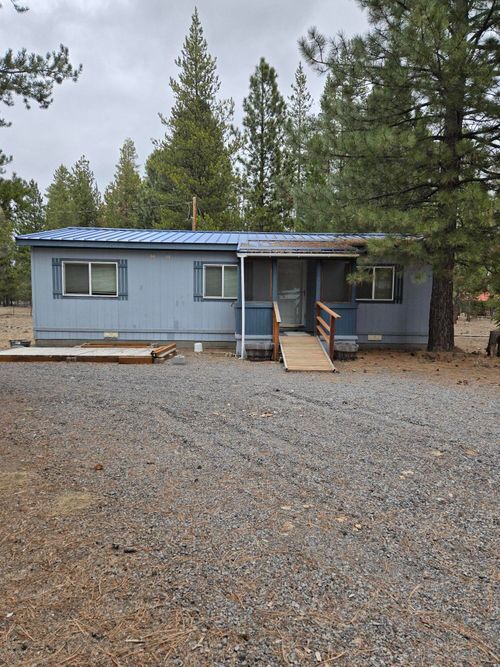 51924 Mowich Ln, La Pine, OR, 97739-9585 | Card Image