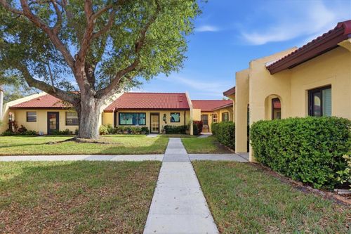 1230 56th St W, Bradenton, FL, 34209-4703 | Card Image