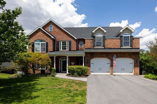 240 Northview Dr, DAYTON, VA, 22821-9519 | Card Image