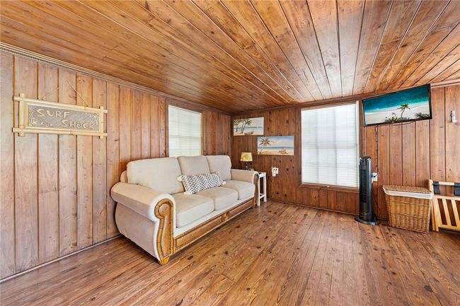 Cottage - Living Area | Image 62
