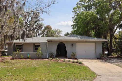 566 Nw Magnolia Cir, Crystal River, FL, 34428-3824 | Card Image