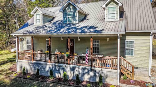 16735 County Road 8, Woodville, AL, 35776-6022 | Card Image