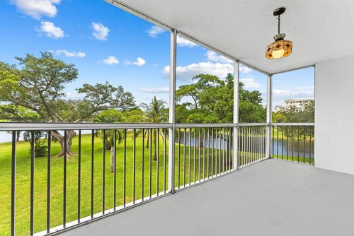 apt-306-3010 N Course Dr, Pompano Beach, FL, 33069-3362 | Card Image