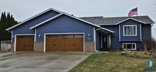 3421 Oak Ln Lane, Brookings, SD, 57006 | Card Image